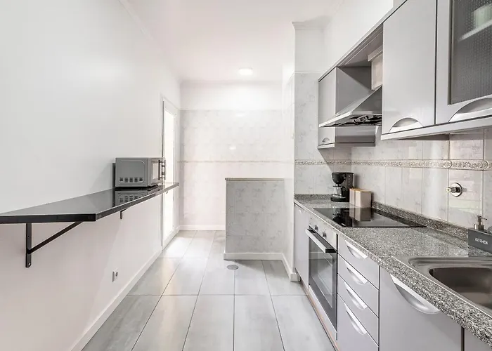 アパート Emerald Scape Garajau Madeira By Grm